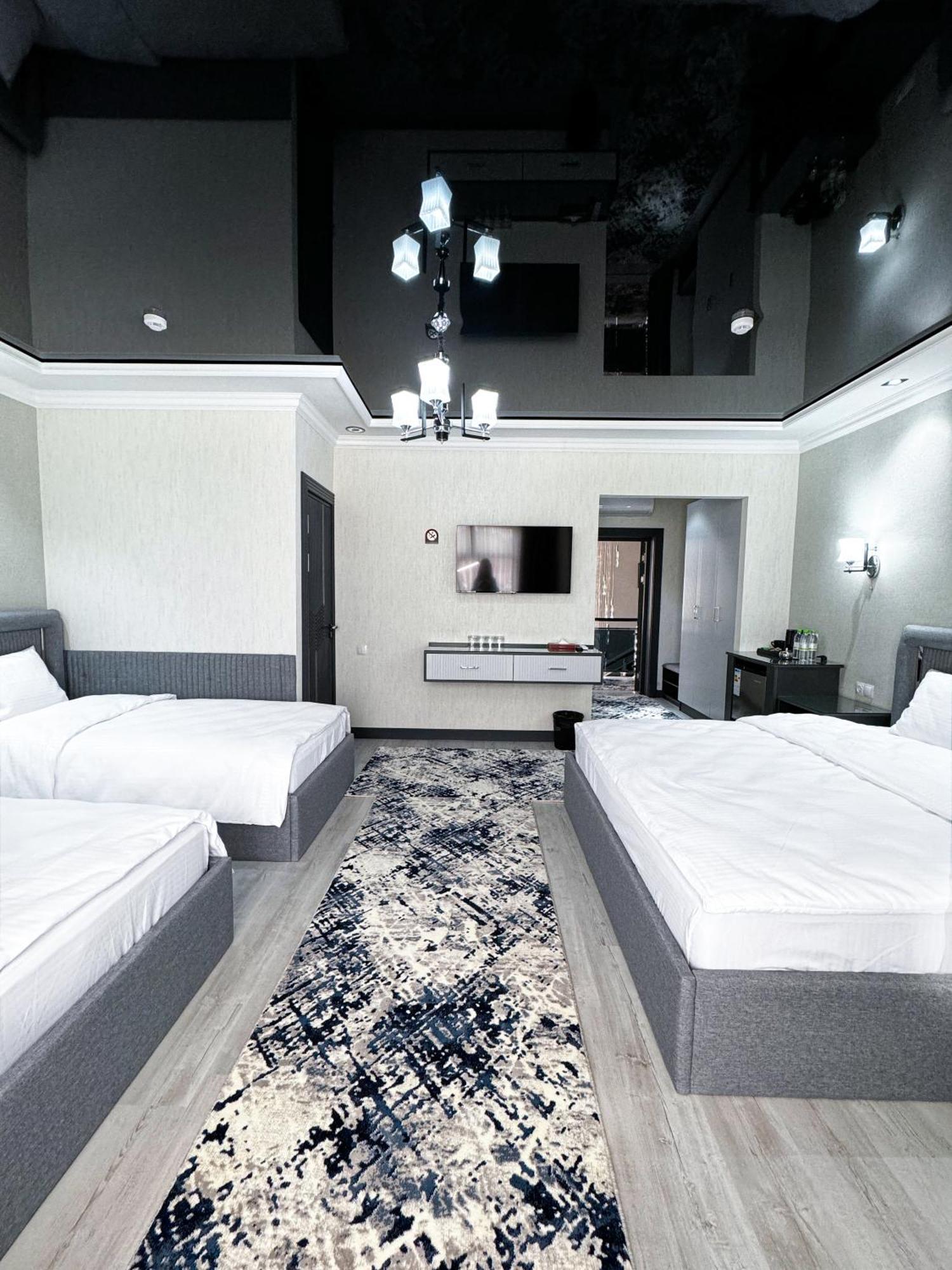 De Villa Hotel Samarkand Exterior photo