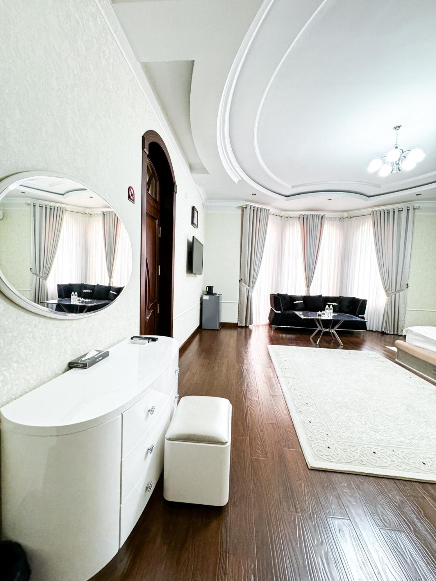 De Villa Hotel Samarkand Exterior photo